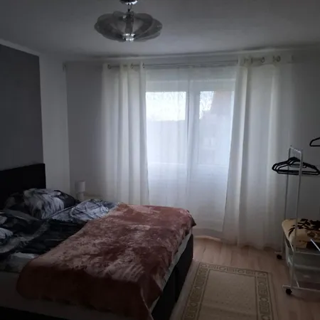 3 Am Wildpark * 普福尔茨海姆